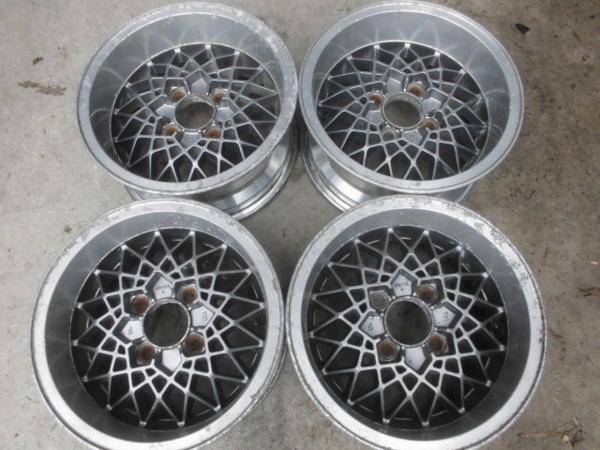 深リム フォートラン REVOLT 6.5j/+6 7j/+0 中古 旧車ハコスカ