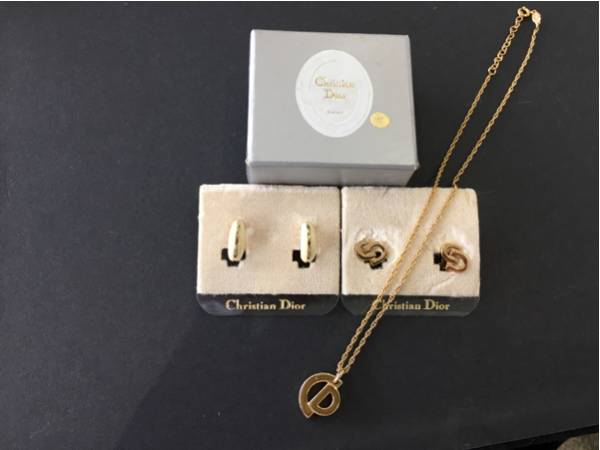 ディオール イヤリング ペンダント 3点 未使用_1
