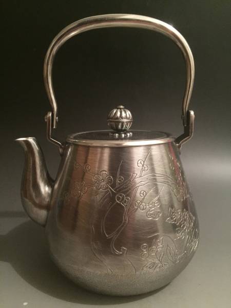 純銀製　尚美堂造　桜紋　湯沸　銀瓶　茶道具/刻印有