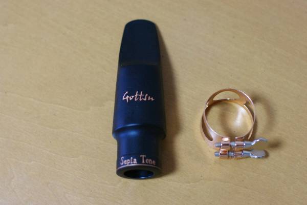 テナーサックスマウスピース Gottsu sepiatone リガチャー付き テナー