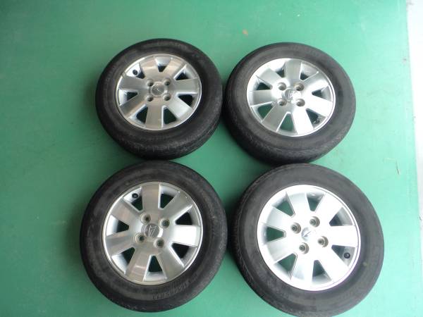 ダイハツ　アトレー　純正アルミホイール　タイヤ　セット