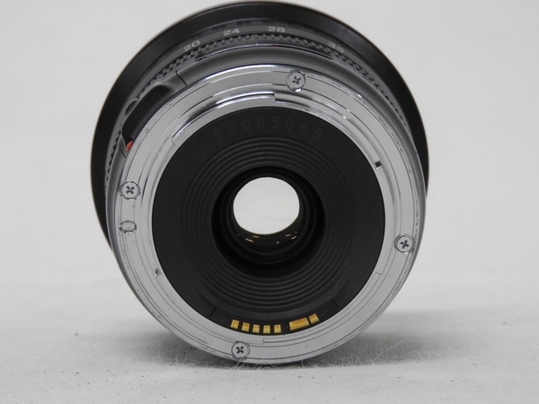 中古 CANON EF 20-35mm F3.5-4.5 USM レンズ キャノンF1994775