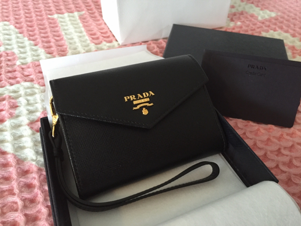 コインケース PRADA プラダ カードケース サフィアーノレザー 