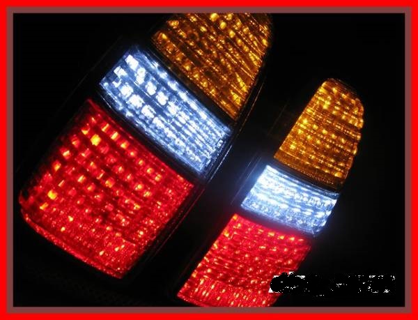 ダイハツ　ミラジーノ　L700S後期 フルLEDテール