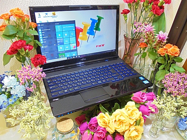 富士通 LifeBook AH46/H ◇win10/電光石火Core i 5 /Bluray/8GB ノート