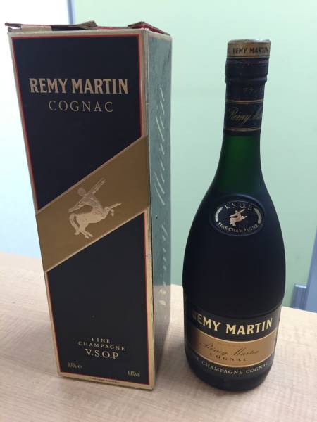 1円～☆古酒☆レミーマルタン クラブ スペシャル 黒ボトル 700ml 40
