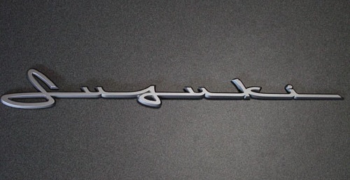 スズキ純正　SUZUKIクラシック書体エンブレム 新品　送料込み