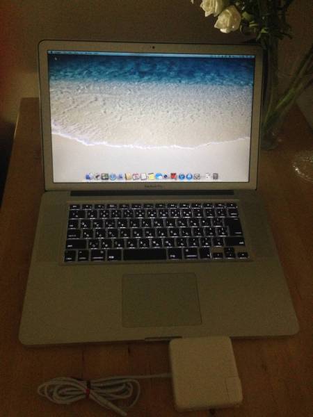非光沢 Apple MacBookPro 15 core i7 MC373 2.66GHz