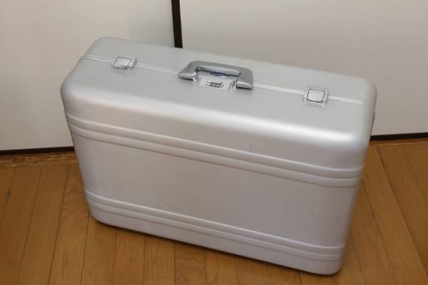 ZERO HALLIBURTON ゼロハリバートン カメラケース ゼロハリバートン