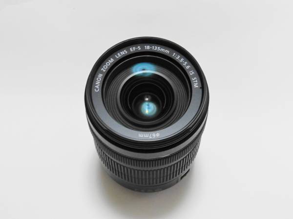 ❣一本で広角も望遠も！Canon EF-S 18-135mm IS❣万能ズーム❣ カメラ