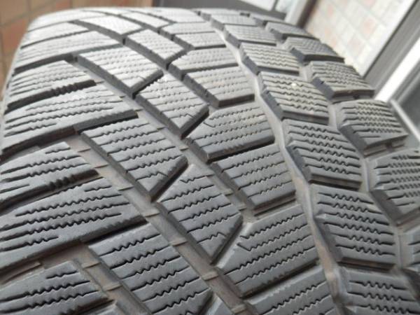 バリ山4本 スタッドレス タイヤ コンチネンタル235-45R17 ベンツ バリ山4本 スタッドレス タイヤ コンチネンタル235-45R17 ベンツ