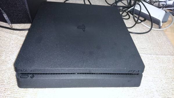 PS4 本体　中古 500GB CUH-2000AB01 ジェットブラック
