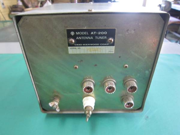 TRIO トリオ アンテナチューナー AT-200 ご覧頂有難う御座います