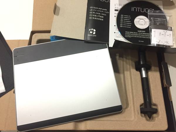 【中古】wacom InTUOS comic ペンタブ CTH-480/S3