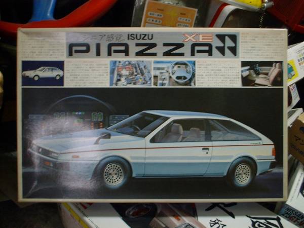バンダイ1/20 いすゞピアッツァ　実質即決 送料安い