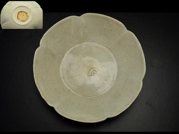GZ 宋代 影青素紋花口盤 径15.5cm