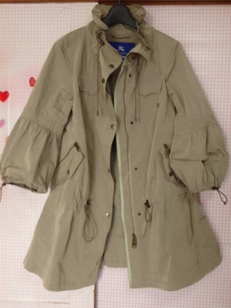 BURBERRY BLUE LABELバーバリー 立ち襟カーキベージュ軽量コート