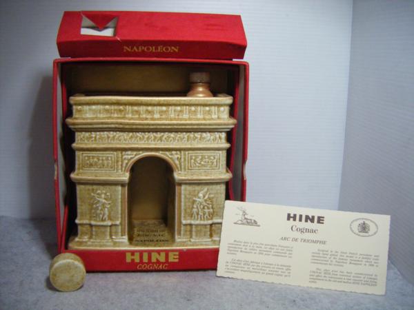 古酒 ハイン/HINE ナポレオン 凱旋門 替栓 ベージュ 箱 未開栓