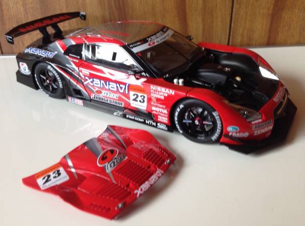 オートアート １/１８ SUPER GT 2008 XANAVI ニスモ GT-R #23