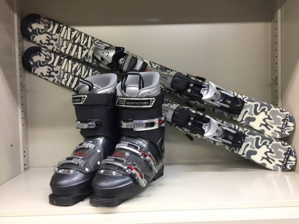 ☆AIRWALK エアウォーク ショートスキー セット スキー(スキーボード 