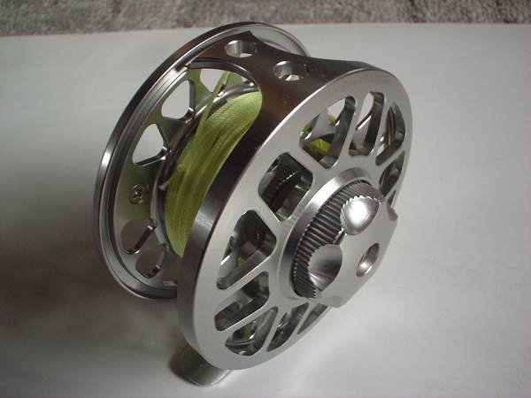 ノーネームブランド　フライリール