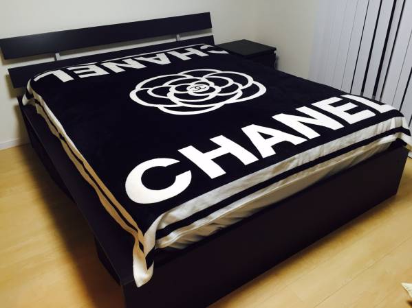 ☆新品☆シャネルノベルティ 大型ブランケット☆