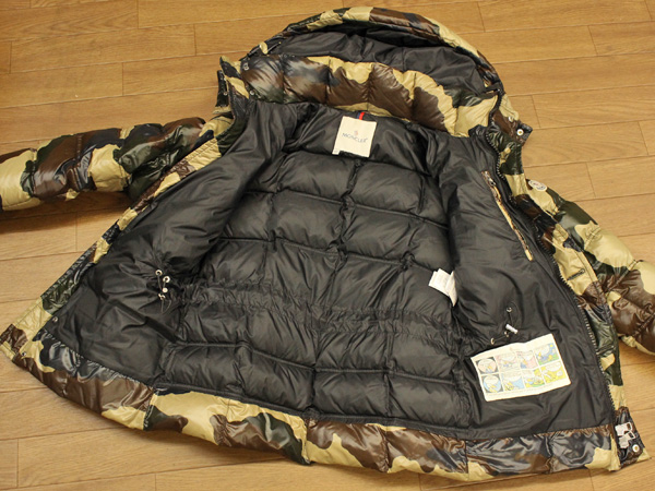 超美品 MONCLER カモフラージュ迷彩ダウンジャケット メンズ00 超美品 MONCLER カモフラージュ迷彩ダウンジャケット メンズ00