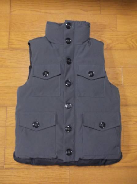 ☆新品同様 カナダグース モントリオール ダウンベスト グレー M