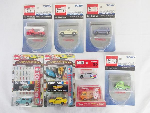 箱傷 懐かしのカタログ付トミカ，ピカピカ スカイラインGT-R梱0.1