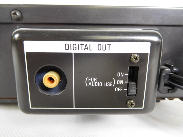 ジャンク SONY CDP-553ESD CDプレーヤー 人気 希少 再生K2174476 SONY