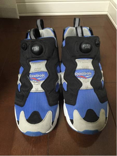 美品 ポンプフューリー サックス 27 リーボック スニーカー