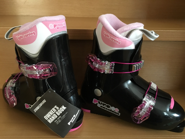 ■□■新品■□■ キッズ スキーブーツ カービングスキー25