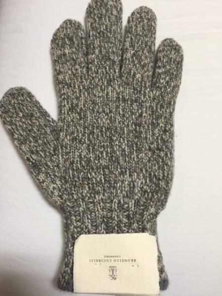 未使用　ブルネロクチネリ　カシミア　グローブ　手袋　M