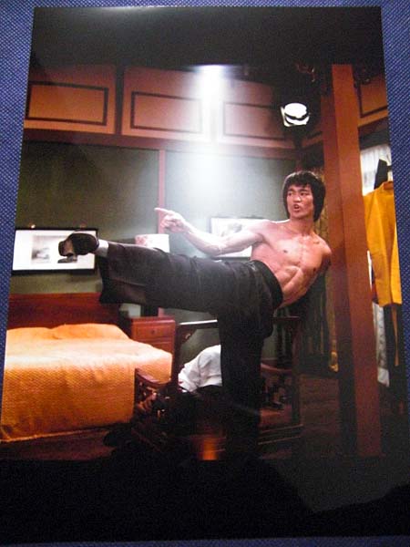 レア！◆ブルース・リー◆燃えよドラゴン/鍛錬 特大カラー写真