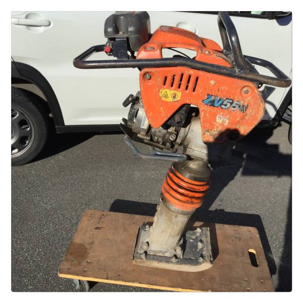 日立建機 ZV55R ランマー 人気，大得価