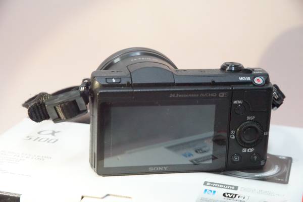 ☆SONY☆ソニー α5100 ダブルズームレンズキット+付属品多数 SONY