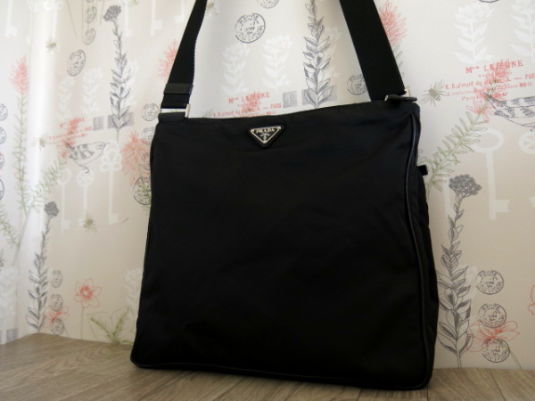 ☆ プラダ メンズ ナイロン レザー ショルダー バッグ 黒 ☆