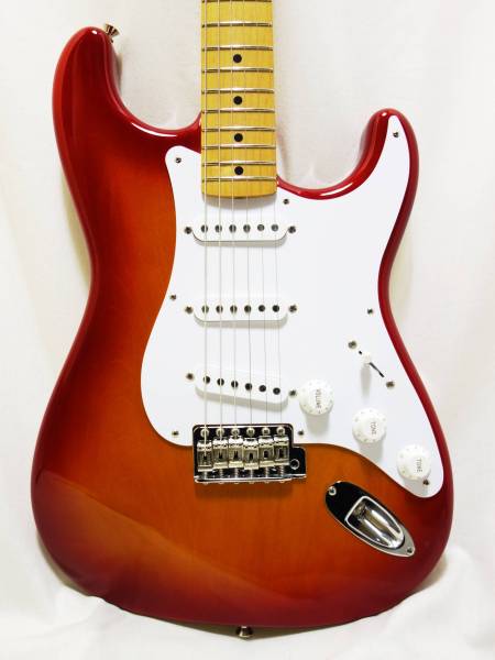 ☆Fender Japan ストラト 「ST57 CBS」 チェリーバースト 美品 【1円