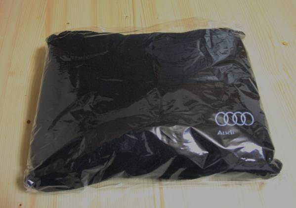 新品　非売品　Audi アウディ ブランケット 黒 非売品☆ アウディ ブランケット 新品未使用 【公式通販】
