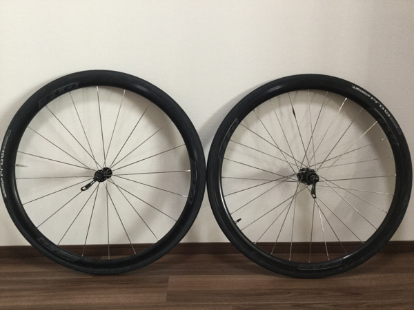 FLO 30 アルミクリンチャー ホイール (シマノ)