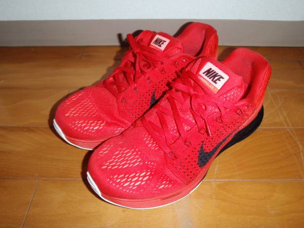 使用回数少 Nike ナイキ Lunarglide ルナグライド7 レッド26 5 26 5cm 売買されたオークション情報 Yahooの商品情報をアーカイブ公開 オークファン Aucfan Com
