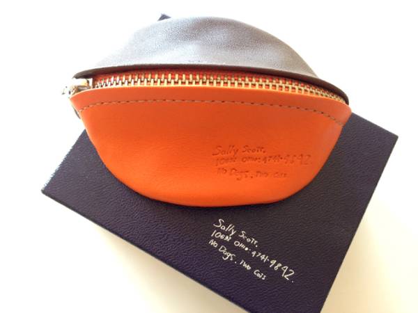 新品☆牛革サリースコット小銭入れポーチ箱有オレンジとブラウン