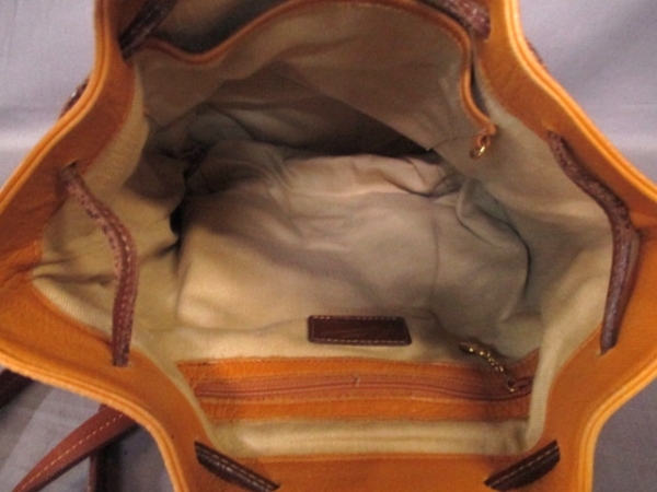 m186365681.5