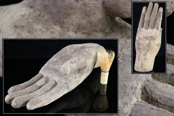 木彫り 【縁】仏教美術 木製仏手 特大サイズ 初心だし品 n589 仏像 千手観音 千手千眼観自在菩薩 \u2013 念珊閣仏像