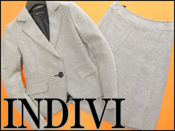 美品 インディヴィ ツイードスカートスーツ38白黒★J28032