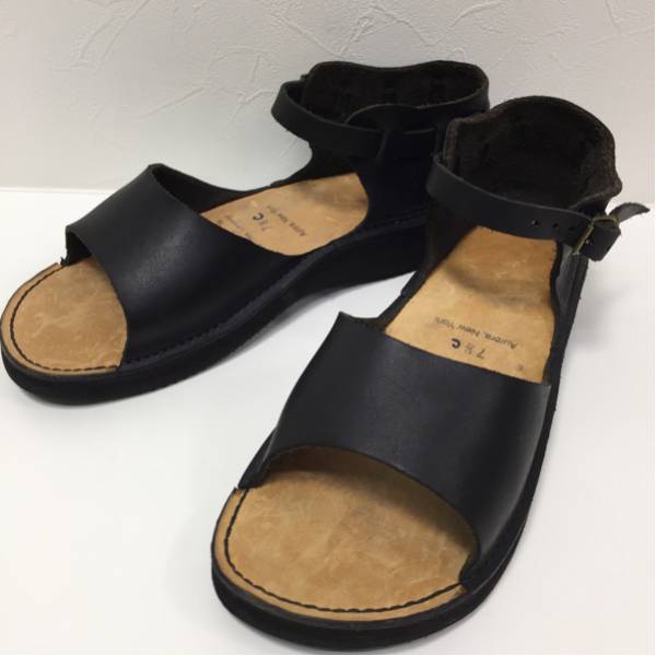 Aurora Shoe New Yorkオーロラ レザーサンダル7.5/24～24.5cm