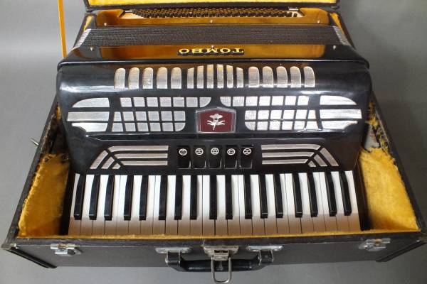 TOMBO プロモデルアコーデイオンNo.75 41鍵盤 120ベース