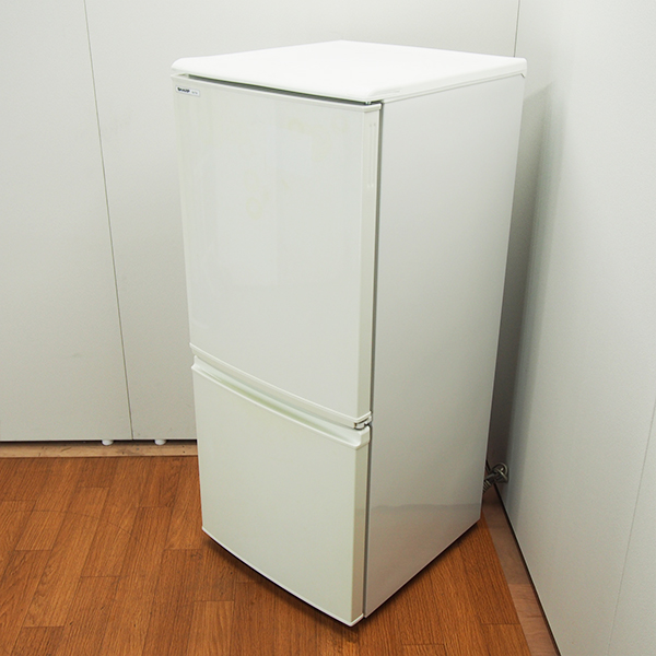 ☆Hisense ハイセンス 2ドア冷凍冷蔵庫 HR-D1301 ホワイト（130L