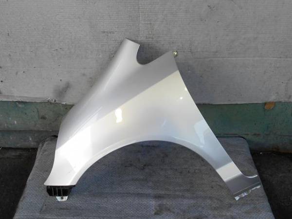 フィット　GD1　左フロントフェンダーパネル