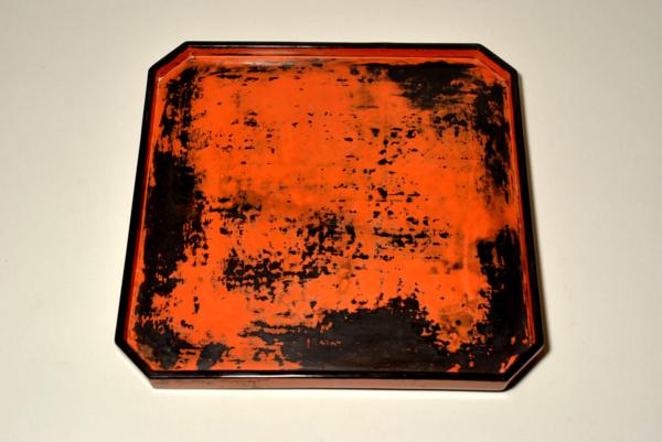 根来角切小盆（桃山時代）